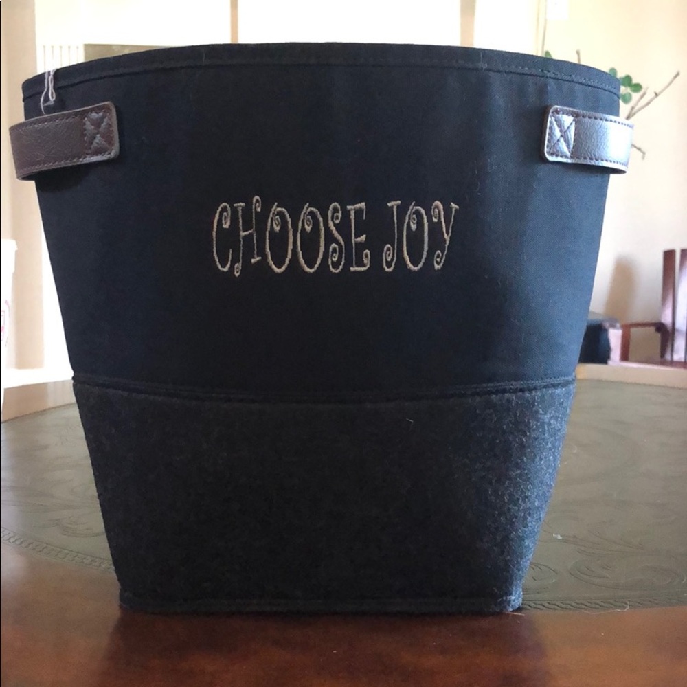 Thirty-One Felt Storage Tote, New